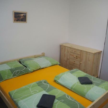 Economy Apartments Ceske Svycarsko 赫任斯科 外观 照片