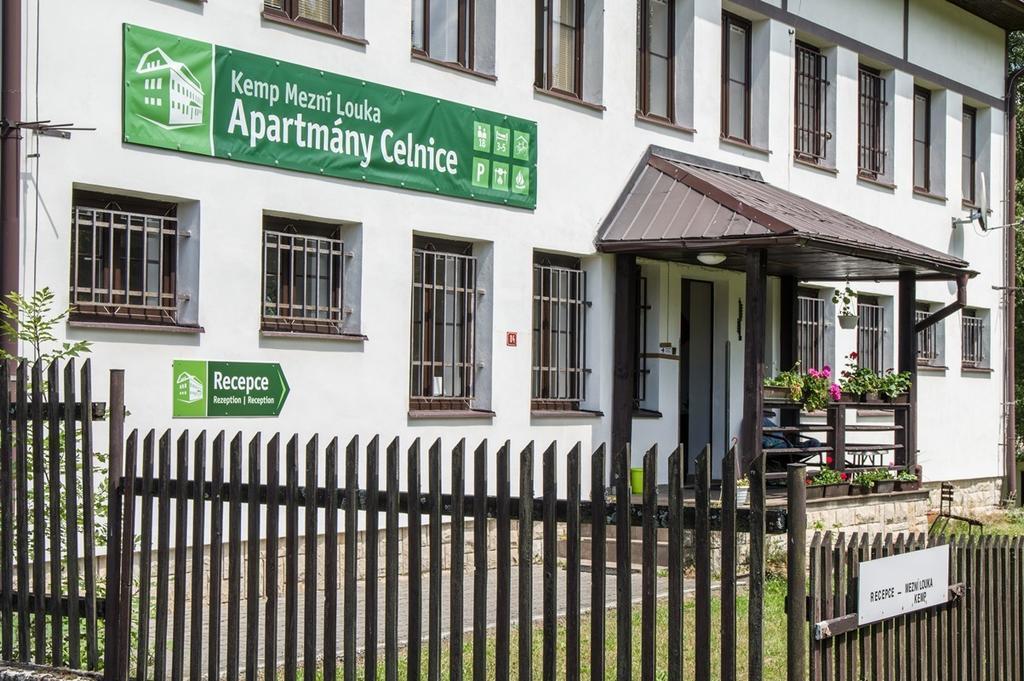 Economy Apartments Ceske Svycarsko 赫任斯科 外观 照片