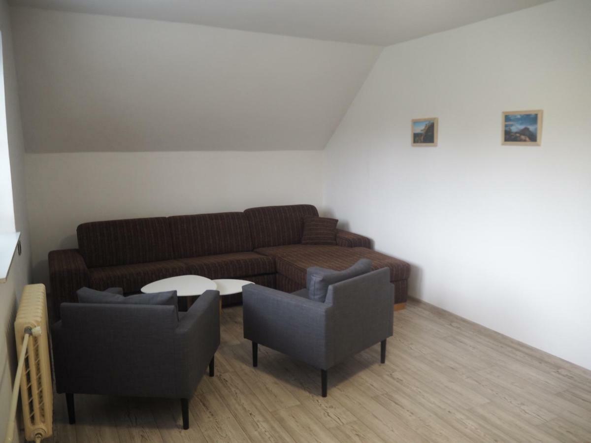 Economy Apartments Ceske Svycarsko 赫任斯科 外观 照片